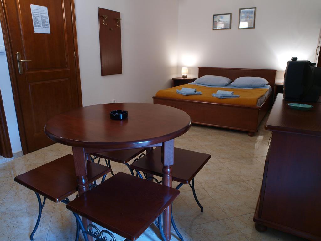 Apartments Obala Dragovic Petrovac 部屋 写真