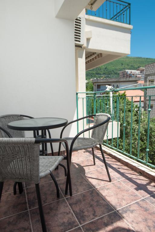 Apartments Obala Dragovic Petrovac エクステリア 写真