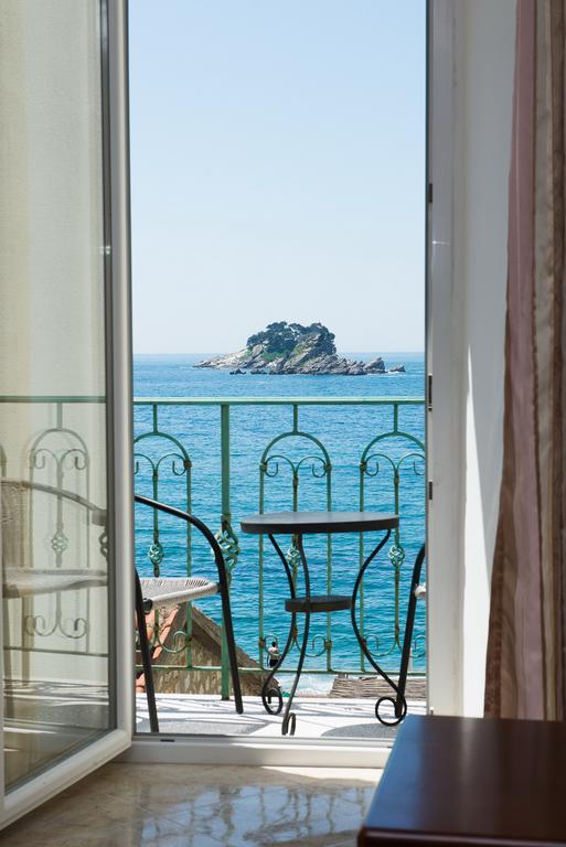 Apartments Obala Dragovic Petrovac エクステリア 写真